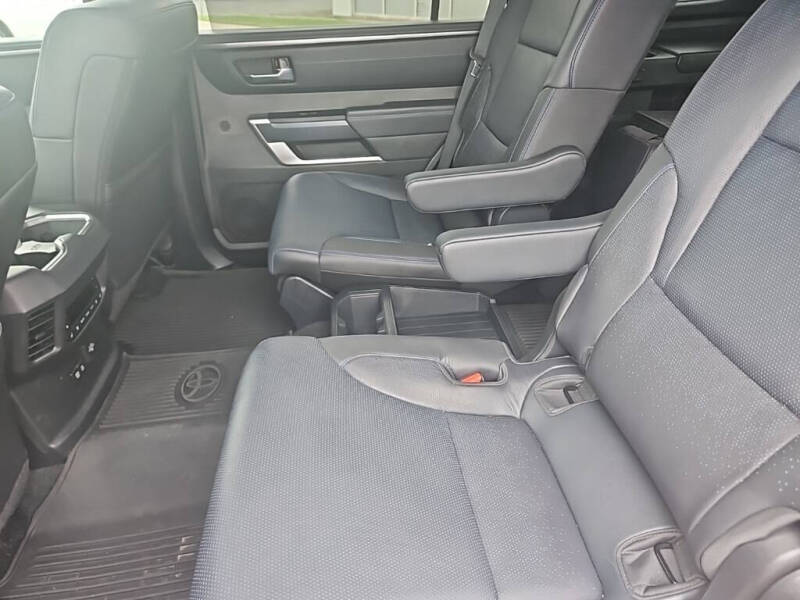 2024 Toyota Sequoia Platinum