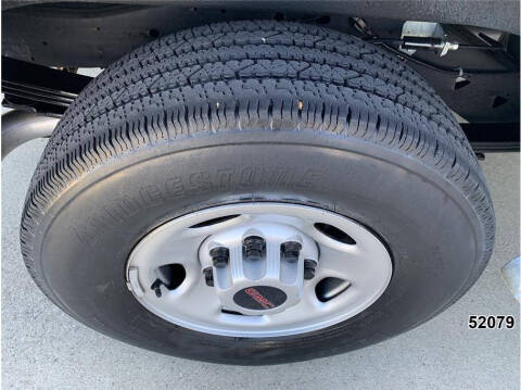 2023 GMC Savana 2500