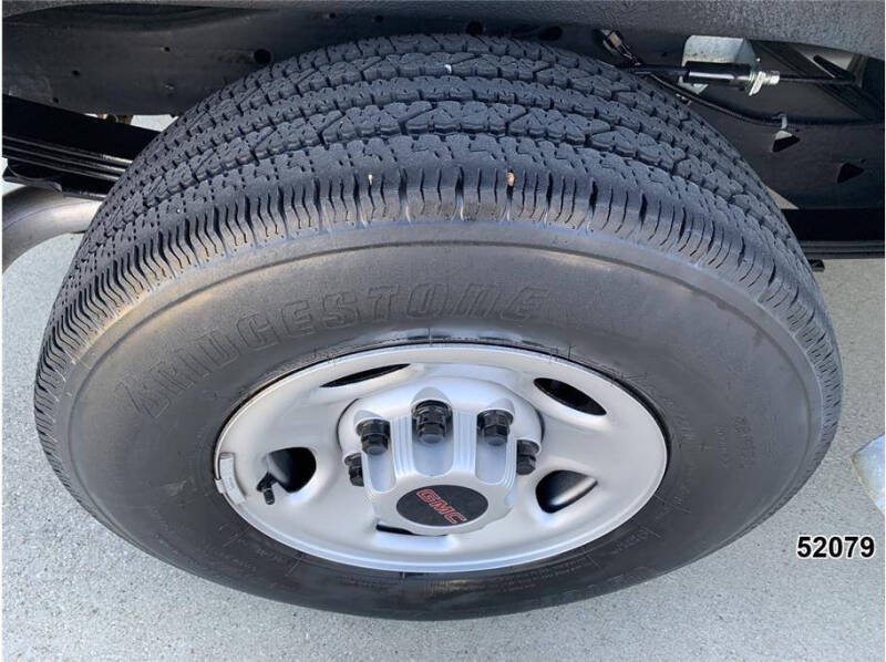 2023 GMC Savana 2500