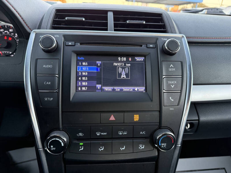 2016 Toyota Camry SE