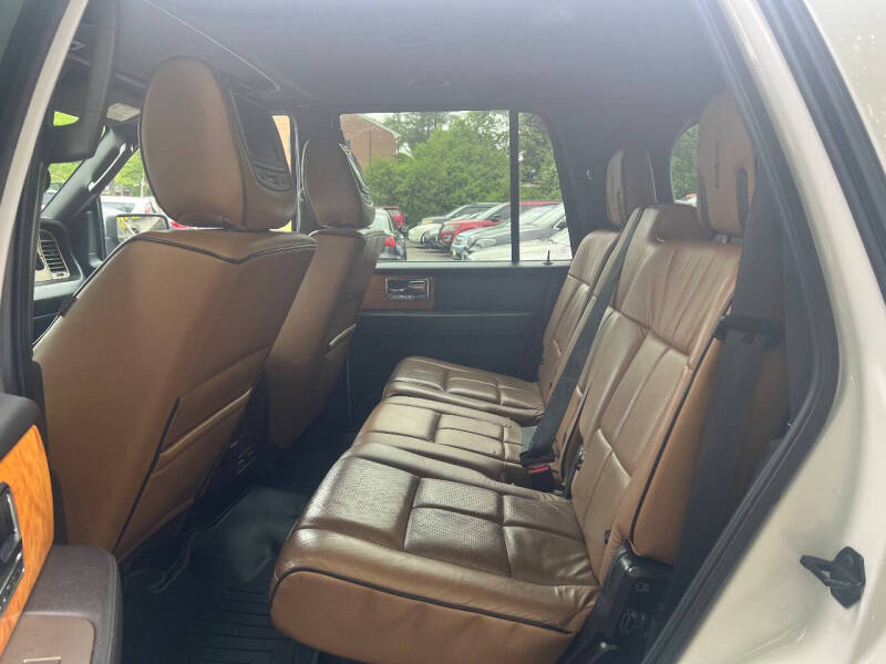 2011 Lincoln Navigator