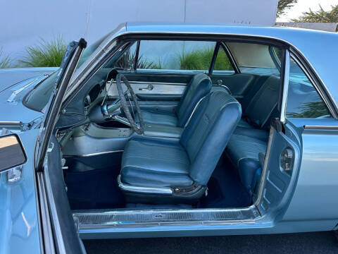 1963 Ford Thunderbird