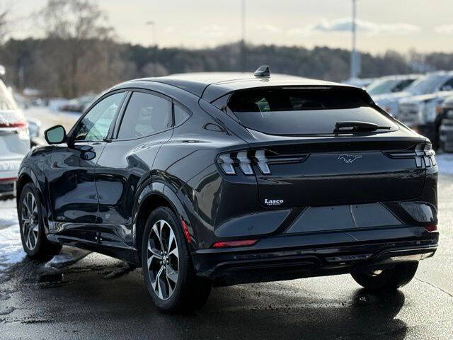 2022 Ford Mustang Mach-E Premium