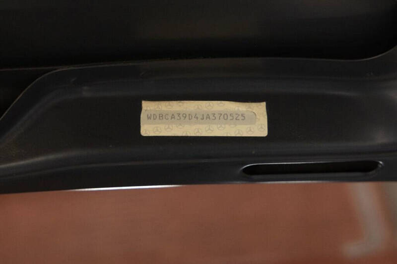 1988 Mercedes-Benz 560-Class 560 SEL