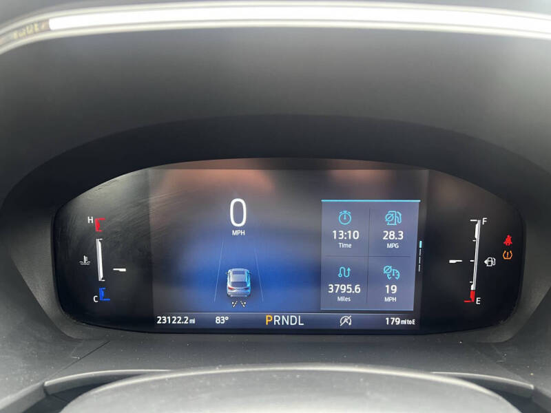 2025 Ford Escape ST-Line Select