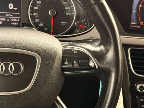 2015 Audi A4 2.0T quattro Premium