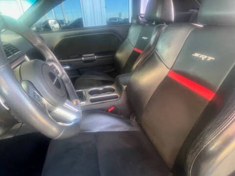 2014 Dodge Challenger SRT8