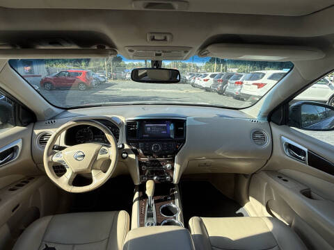 2015 Nissan Pathfinder S