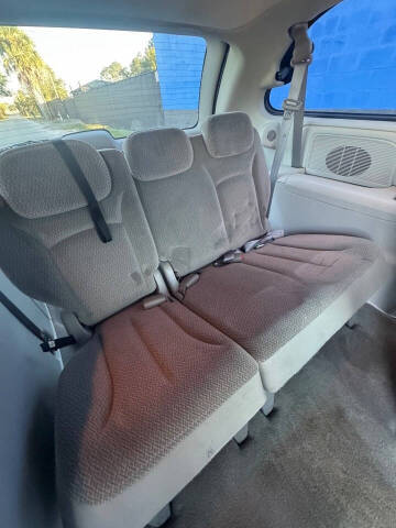 2005 Dodge Grand Caravan SXT