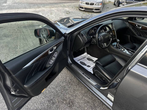 2014 Infiniti Q50 Hybrid Sport