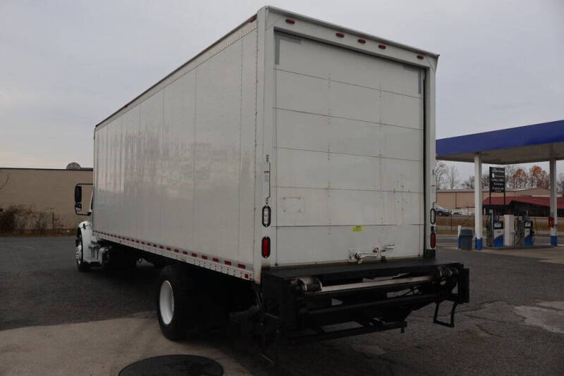 2016 Freightliner M2 106