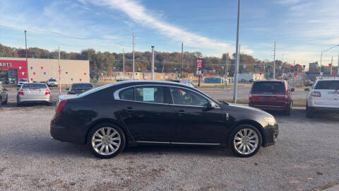 2010 Lincoln MKS