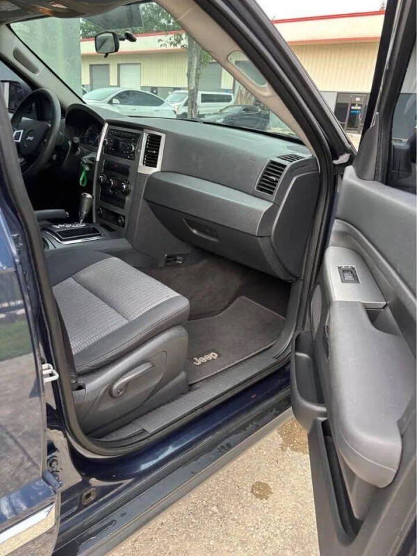 2010 Jeep Grand Cherokee Laredo