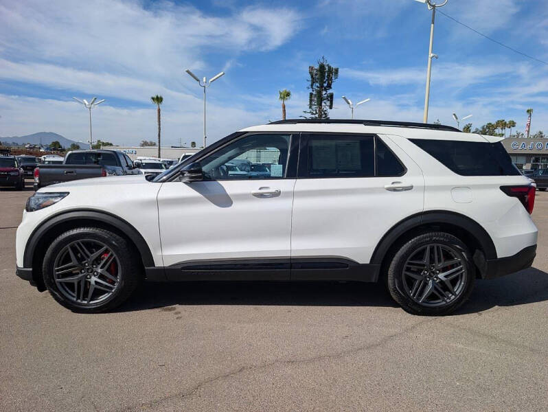 2025 Ford Explorer ST