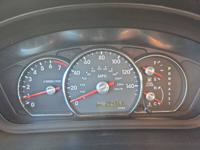 2010 Mitsubishi Endeavor SE