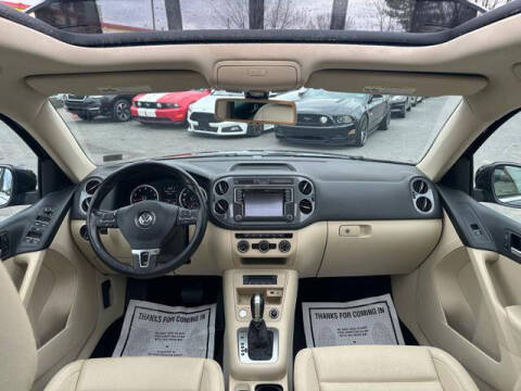 2017 Volkswagen Tiguan 2.0T Wolfsburg Edition 4Motion