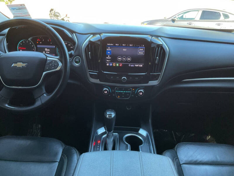 2020 Chevrolet Traverse LT Leather