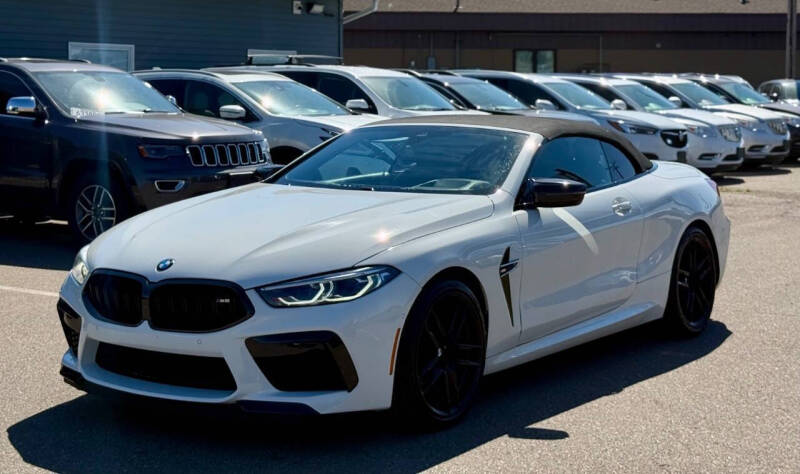 2020 BMW M8