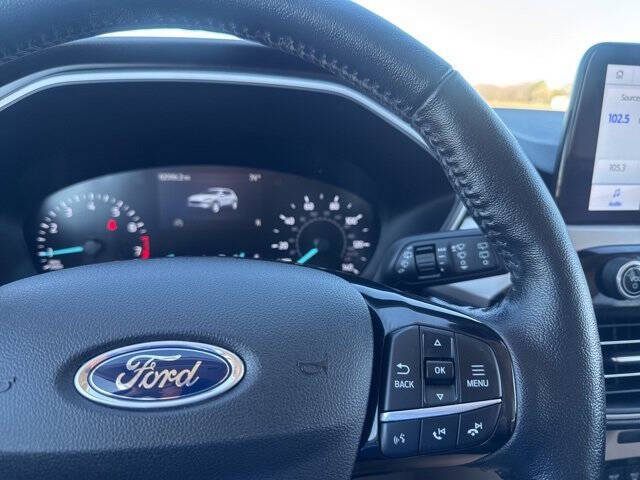 2021 Ford Escape SEL