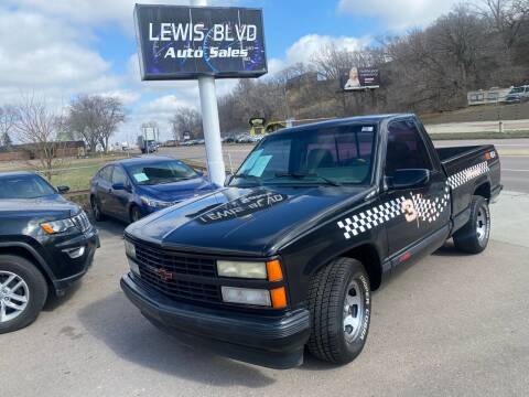 1991 Chevrolet C/K 1500 Series for sale at Lewis Blvd Auto Sales in Sioux City IA