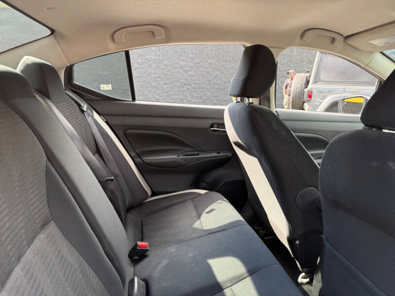 2020 Nissan Versa SV