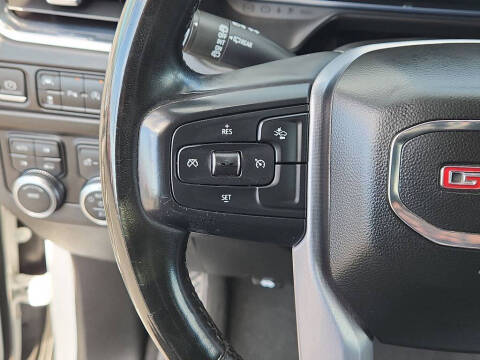 2023 GMC Yukon XL SLT