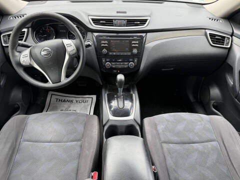 2016 Nissan Rogue SV