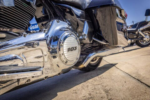 2011 Harley-Davidson FLHXI