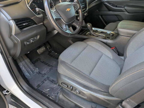 2020 Chevrolet Traverse LT Cloth