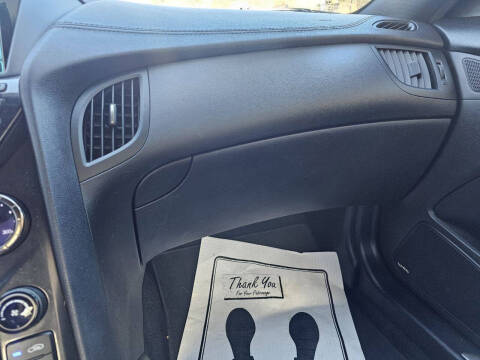 2013 Hyundai Genesis Coupe 2.0T