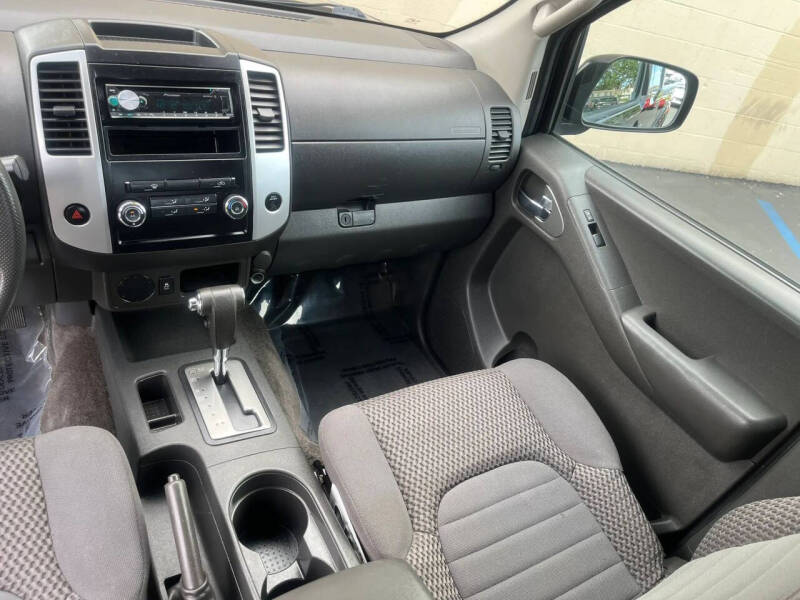 2012 Nissan Frontier