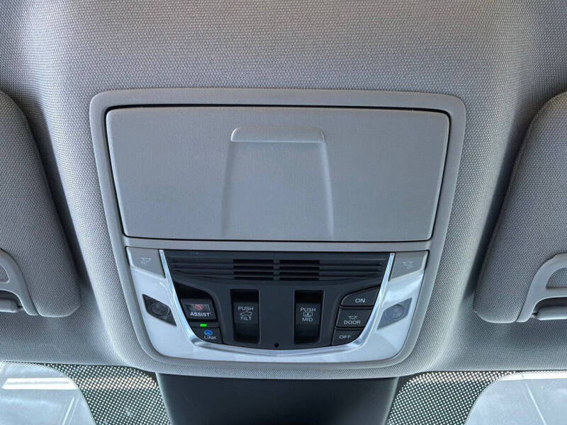 2022 Acura MDX w/Tech
