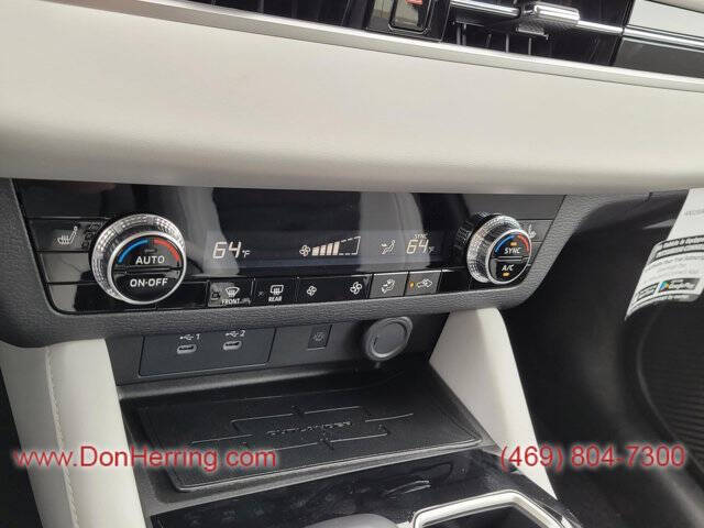 2025 Mitsubishi Outlander SE