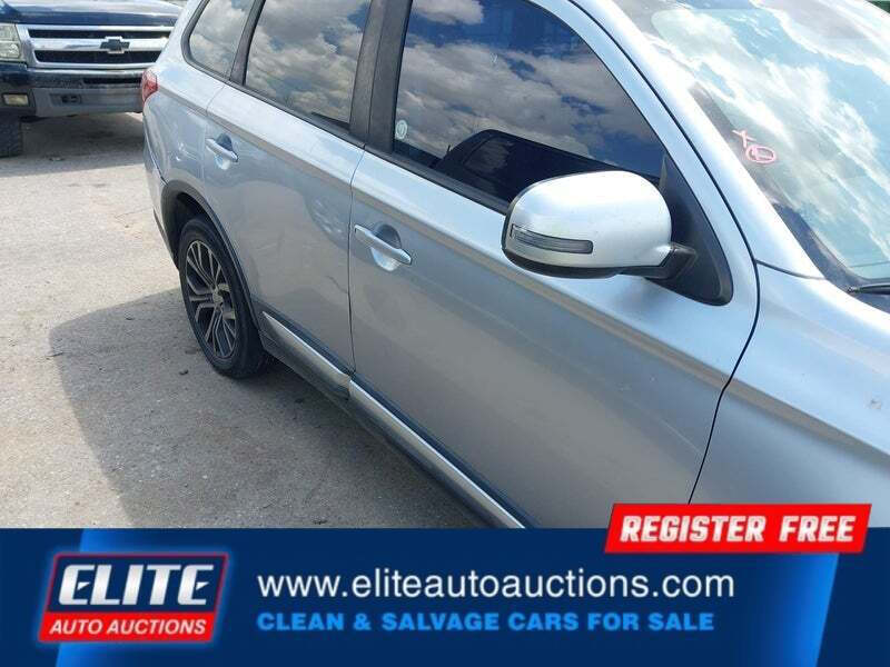 2017 Mitsubishi Outlander SE