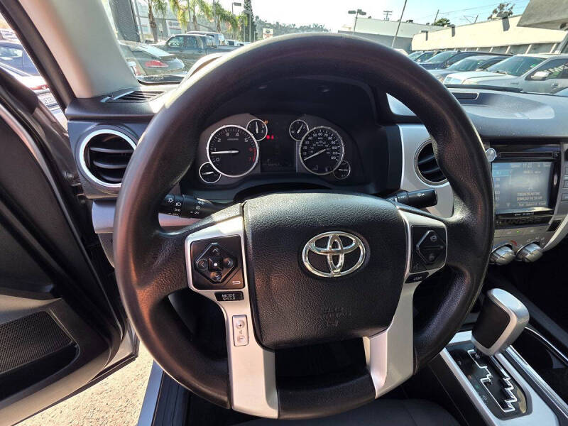 2017 Toyota Tundra SR5