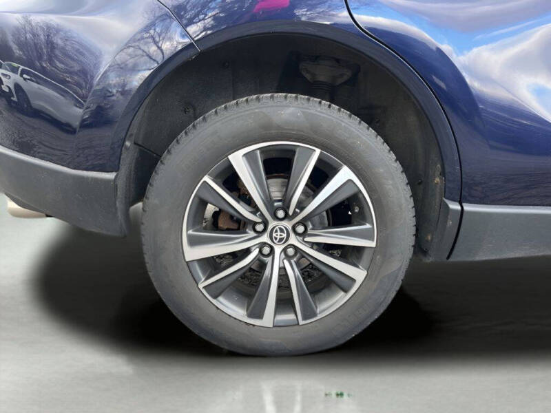 2021 Toyota Venza LE