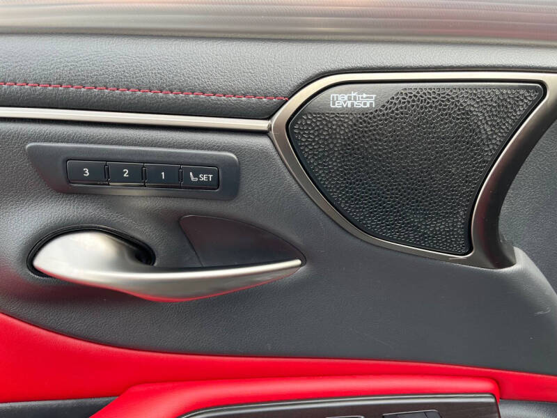 2019 Lexus ES 350 F SPORT