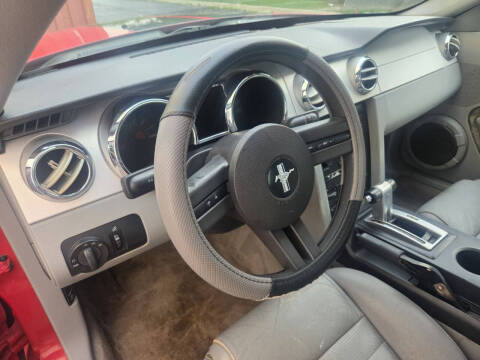 2006 Ford Mustang GT Deluxe