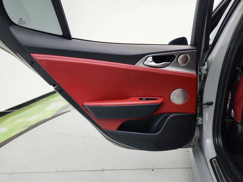 2020 Kia Stinger