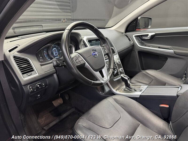 2015 Volvo XC60 T5 Drive-E Platinum