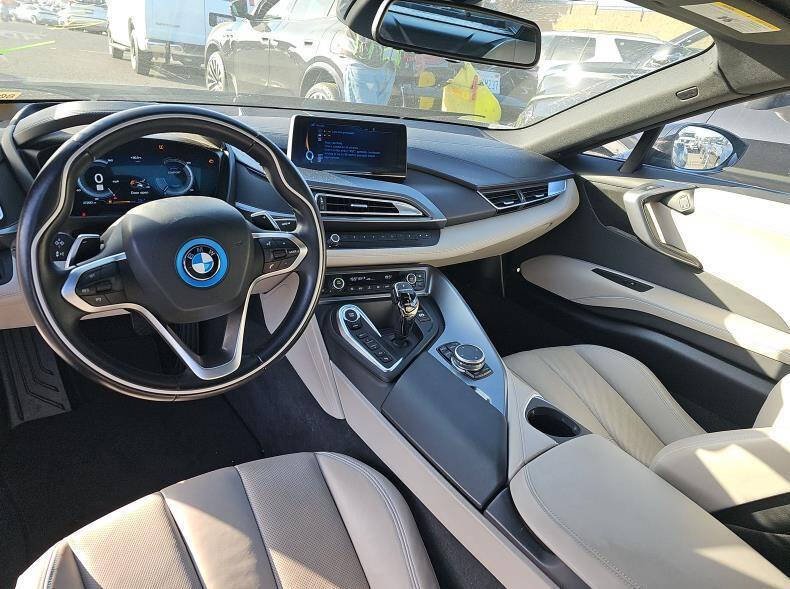 2015 BMW i8