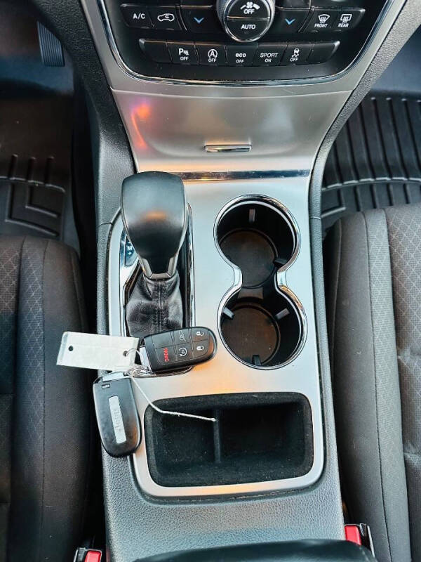 2018 Jeep Grand Cherokee Laredo