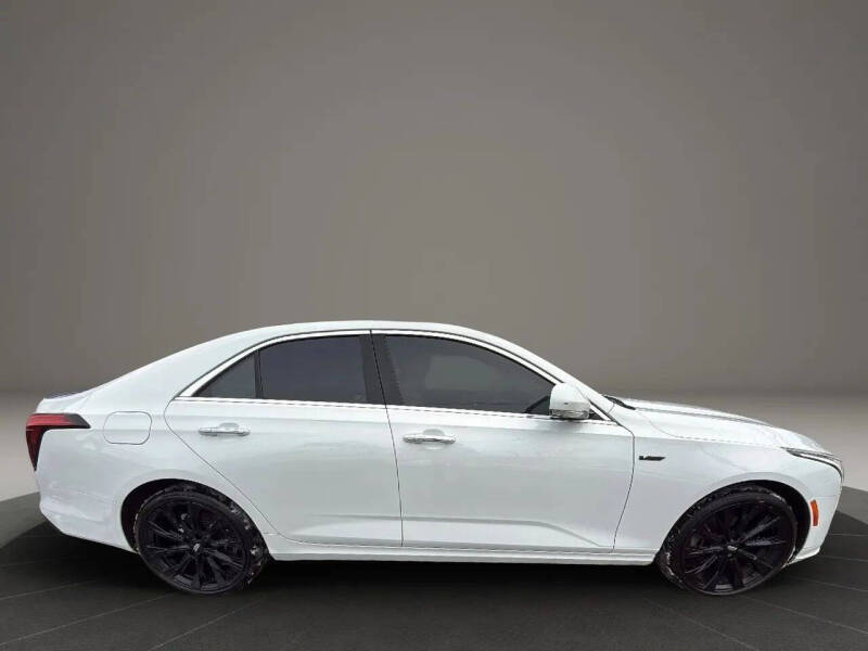 2021 Cadillac CT4 Luxury