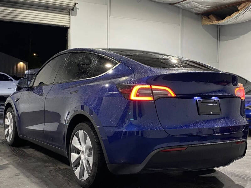 2023 Tesla Model Y Long Range