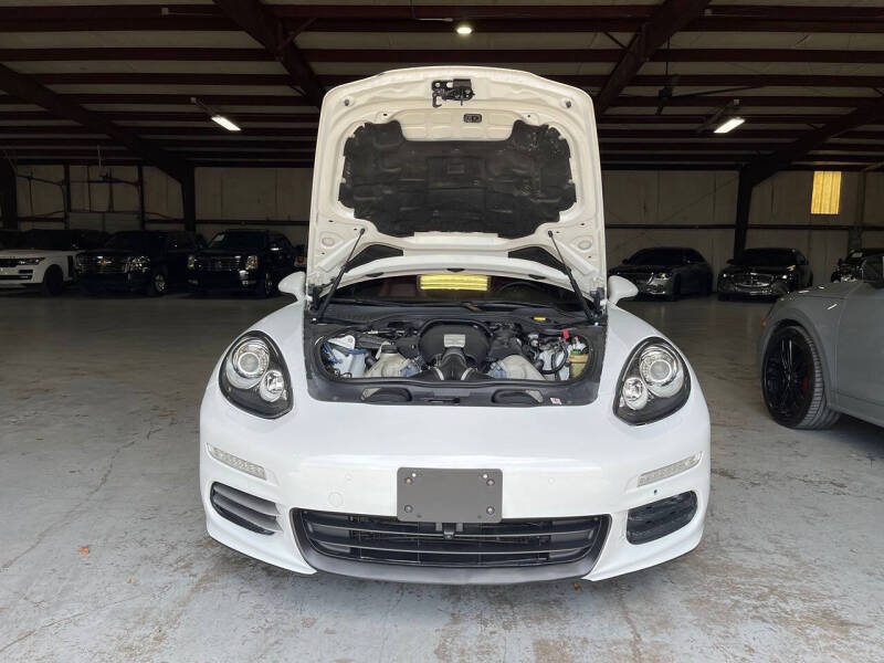 2014 Porsche Panamera 4