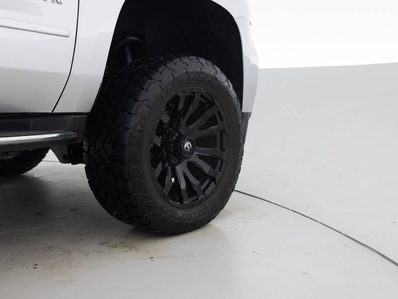 Used Car 2017 Chevrolet Suburban  Premier 4x4 4dr Suv For Sale Under $30,000 In Coal City, Illinois