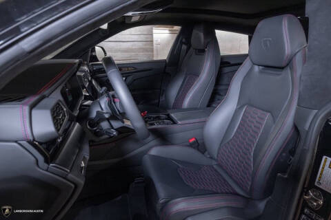 2024 Lamborghini Urus S