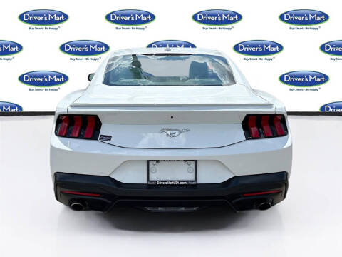 2024 Ford Mustang EcoBoost Premium