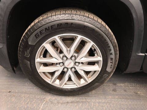 2017 GMC Acadia SLE-2