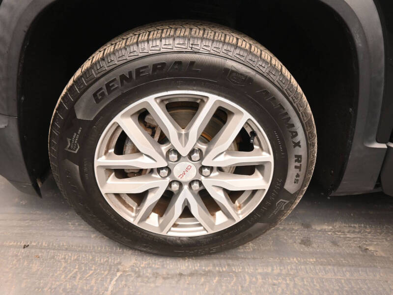 2017 GMC Acadia SLE-2